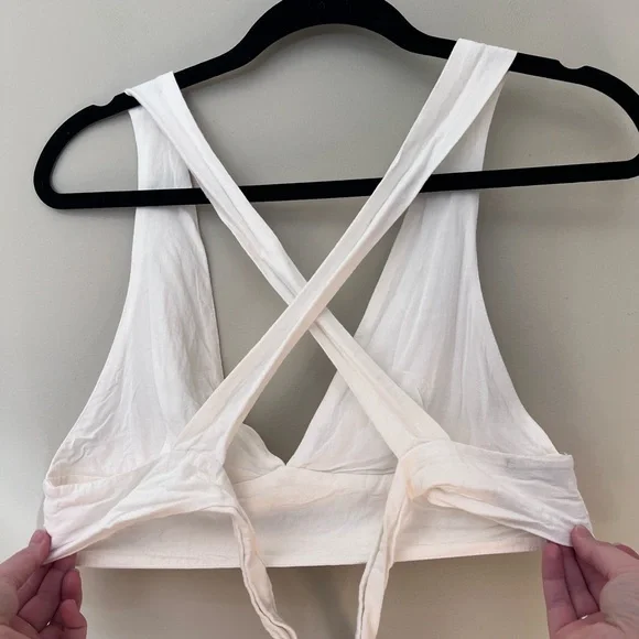 Trendy Tex Collection White Crop Top - Picture 2 of 4